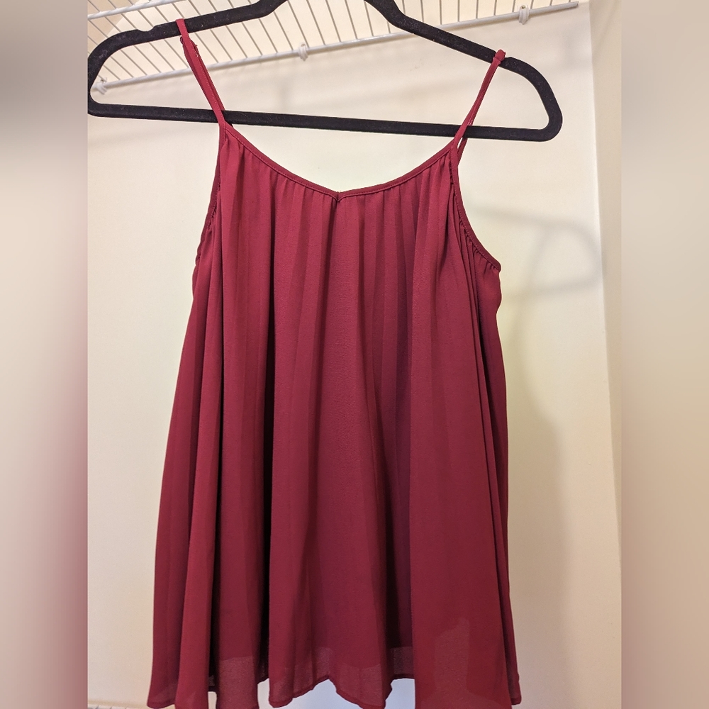 Nine West Flowy Red Top